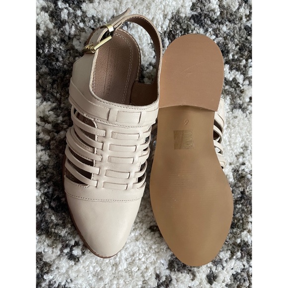 Tan strap woven loader sandal - Picture 5 of 5